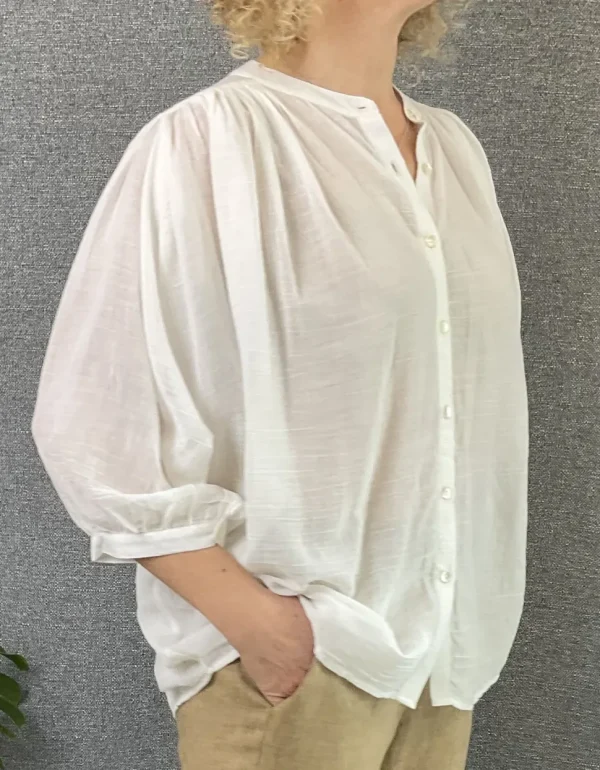 Diega Blouse Celeste white