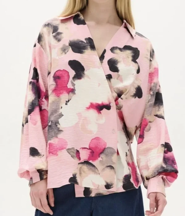 InWear Shirt Vanilla pale pink flower clouds